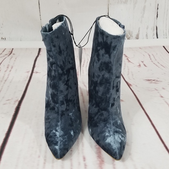 Blue Crushed Velvet Pointed Toe Heeled Boo… - Picture 3 of 6